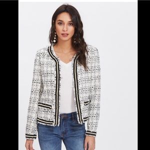 💥PRICE DROP💥Black and White Tweed Frayed Blazer